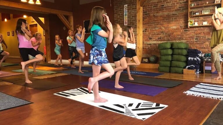 88328 76828a0bf9e1 768x433